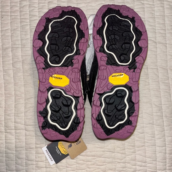 New Balance Freah Foam Hierro HT Hiking Boots Size 6.5 NWT - Picture 7 of 7